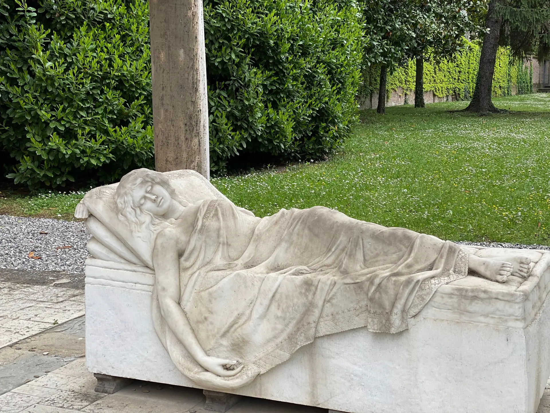 Kerti szobor